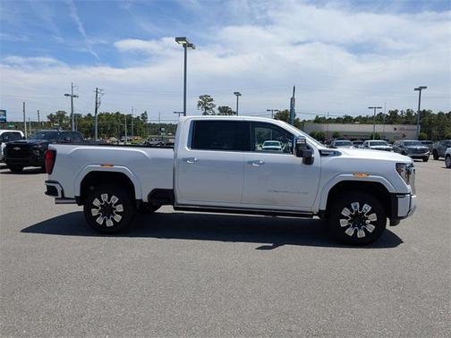 2025 GMC Sierra 2500 Denali