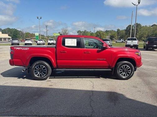 2022 Toyota Tacoma TRD Sport