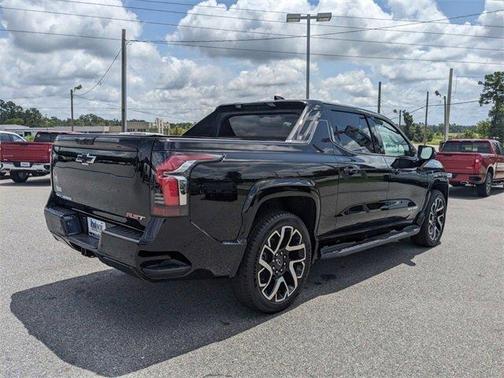 2024 Chevrolet Silverado EV RST