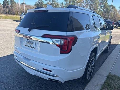 2020 GMC Acadia Denali