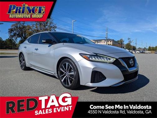 2023 Nissan Maxima SV