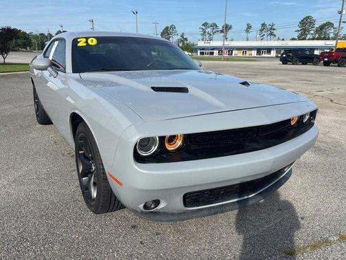 2020 Dodge Challenger SXT