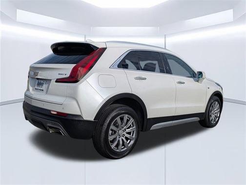 2020 Cadillac XT4 Premium Luxury