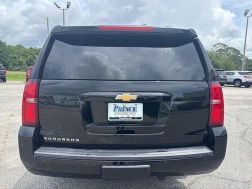 2017 Chevrolet Suburban LT