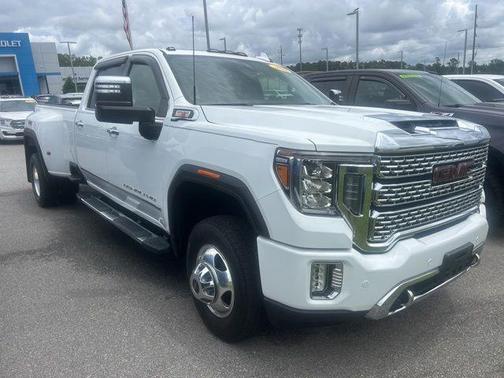 Summit White 2022 GMC Sierra 3500 Denali