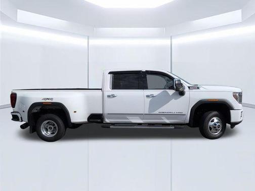 Summit White 2022 GMC Sierra 3500 Denali
