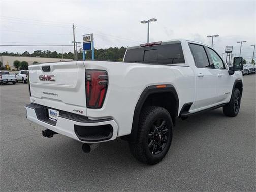 2025 GMC Sierra 2500 AT4
