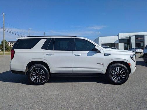 2022 GMC Yukon AT4