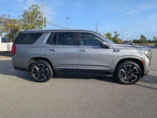 Satin Steel Metallic 2022 GMC Yukon Denali