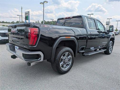 2025 GMC Sierra 2500 SLT