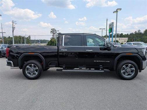 2025 GMC Sierra 2500 SLT