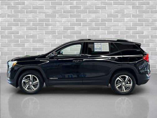 Ebony Twilight Metallic 2021 GMC Terrain SLT