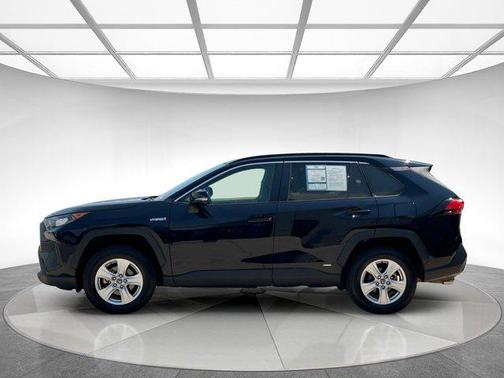 2020 Toyota RAV4 Hybrid LE