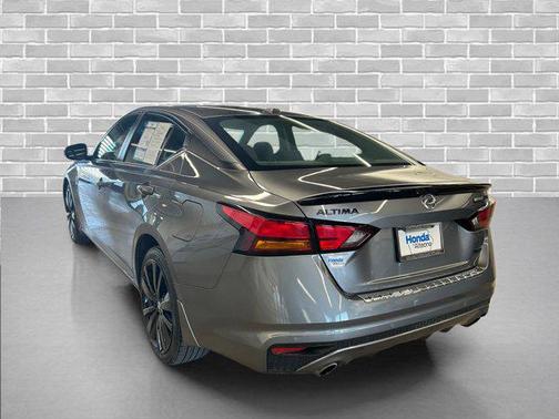 2022 Nissan Altima SR Intelligent AWD