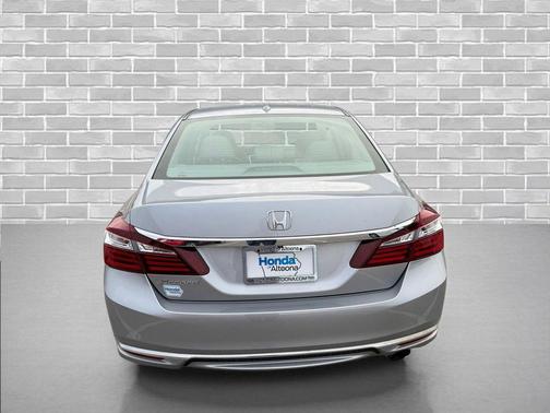 Lunar Silver Metallic 2017 Honda Accord EX-L