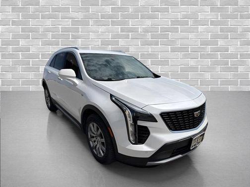 Crystal White Tricoat 2020 Cadillac XT4 Premium Luxury