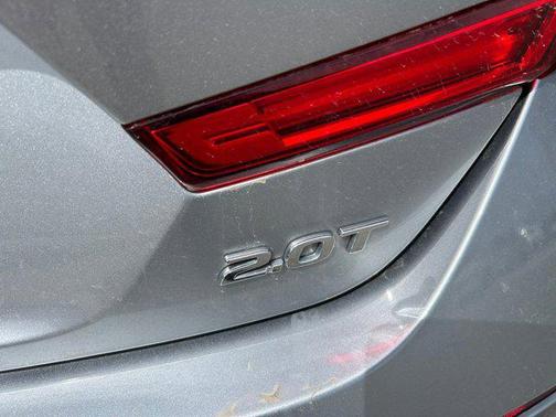 Lunar Silver Metallic 2018 Honda Accord EX-L 2.0T