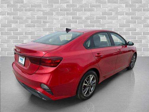 Currant Red 2023 Kia Forte LXS