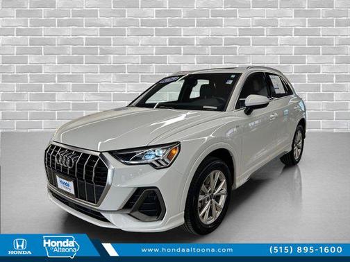 2025 Audi Q3 Premium 45 TFSI S line quattro Tiptronic