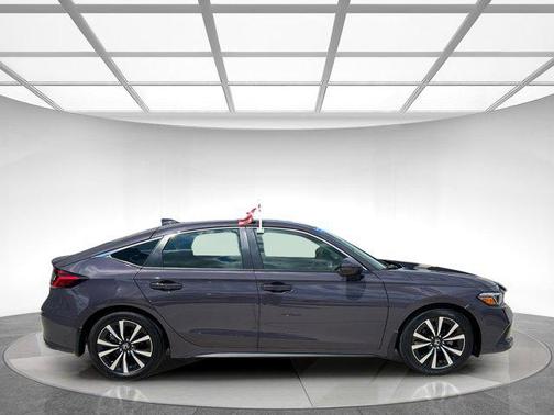 2022 Honda Civic EX-L