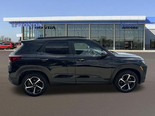 Mosaic Black Metallic 2022 Chevrolet Trailblazer RS