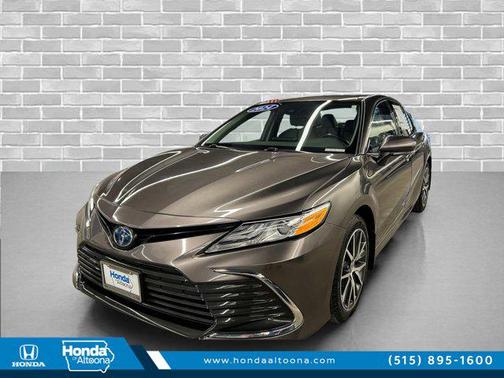 2024 Toyota Camry Hybrid XLE