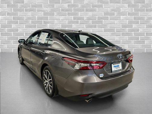 2024 Toyota Camry Hybrid XLE