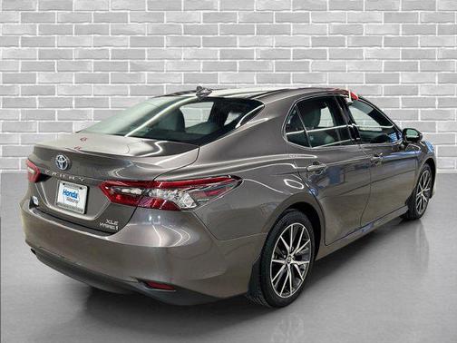 2024 Toyota Camry Hybrid XLE