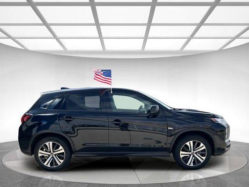 2022 Mitsubishi Outlander Sport SE