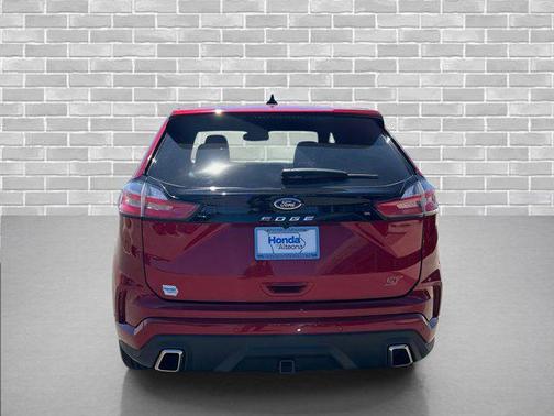 Rapid Red Metallic Tinted Clearcoat 2021 Ford Edge ST