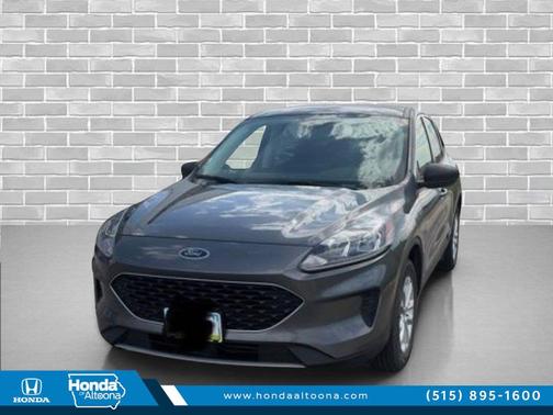Carbonized Gray Metallic 2022 Ford Escape SE
