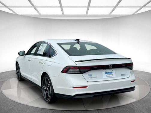 2023 Honda Accord Hybrid Base