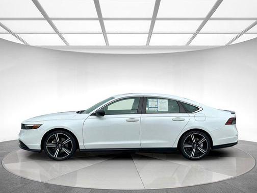 2023 Honda Accord Hybrid Base