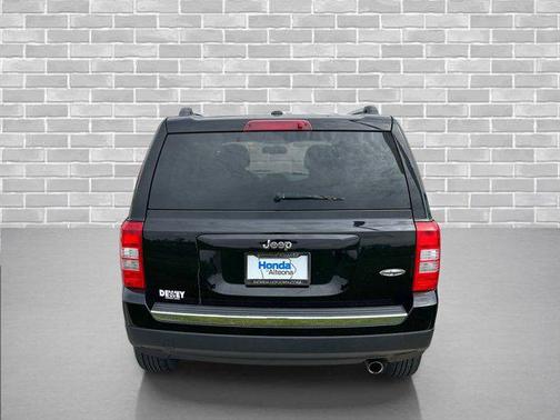 Black Clearcoat 2017 Jeep Patriot High Altitude