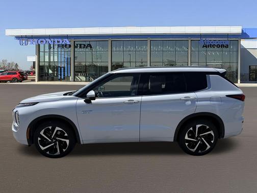 Alloy Silver Metallic 2024 Mitsubishi Outlander PHEV SEL