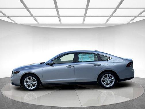 2025 Honda Accord LX 1.5T