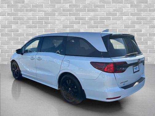 Platinum White Pearl 2024 Honda Odyssey Sport