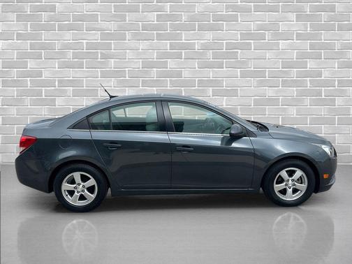 Cyber Gray Metallic 2013 Chevrolet Cruze 1LT