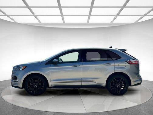 2021 Ford Edge ST