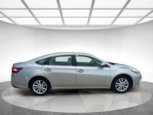 2013 Toyota Avalon XLE Premium