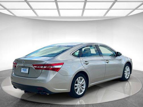 2013 Toyota Avalon XLE Premium