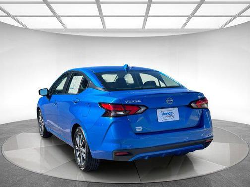 2023 Nissan Versa 1.6 SV