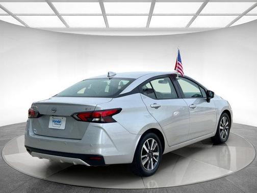 2023 Nissan Versa 1.6 SV