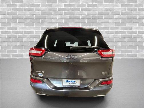 2018 Jeep Cherokee Overland