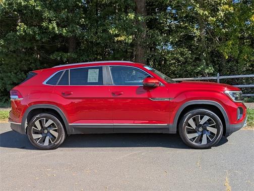 2024 Volkswagen Atlas Cross Sport 2.0T SEL