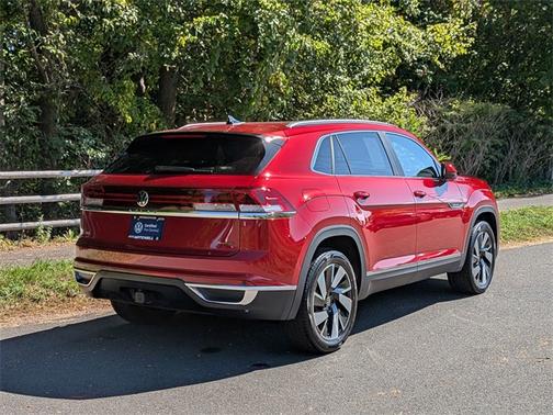 2024 Volkswagen Atlas Cross Sport 2.0T SEL