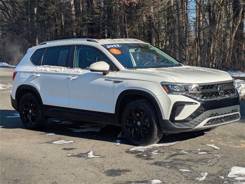 2022 Volkswagen Taos 1.5T SE