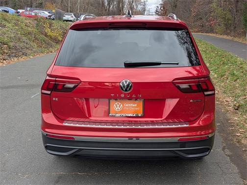 2024 Volkswagen Tiguan 2.0T SE