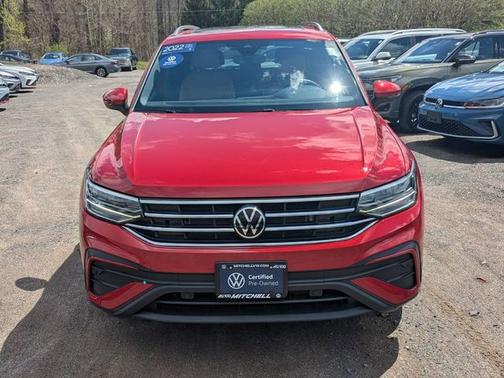 Kings Red 2022 Volkswagen Tiguan 2.0T SE
