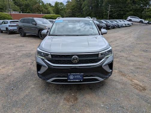 Pyrite Silver Metallic 2023 Volkswagen Taos 1.5T SE